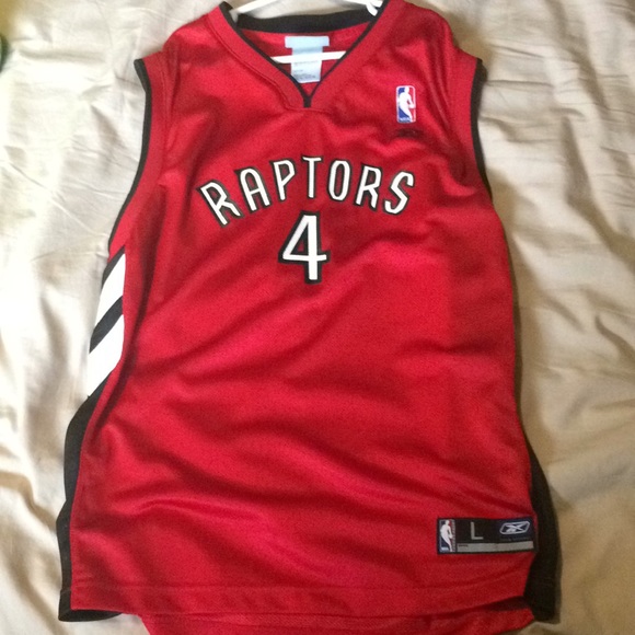 Raptors Chris Bosh basketball jersey - Picture 2 of 2